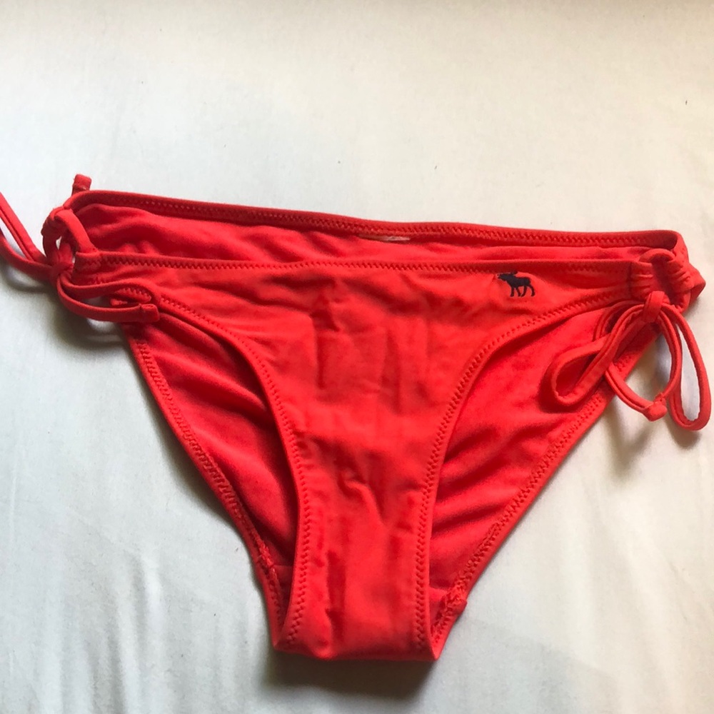 Abercrombie swimsuit bottoms peach color